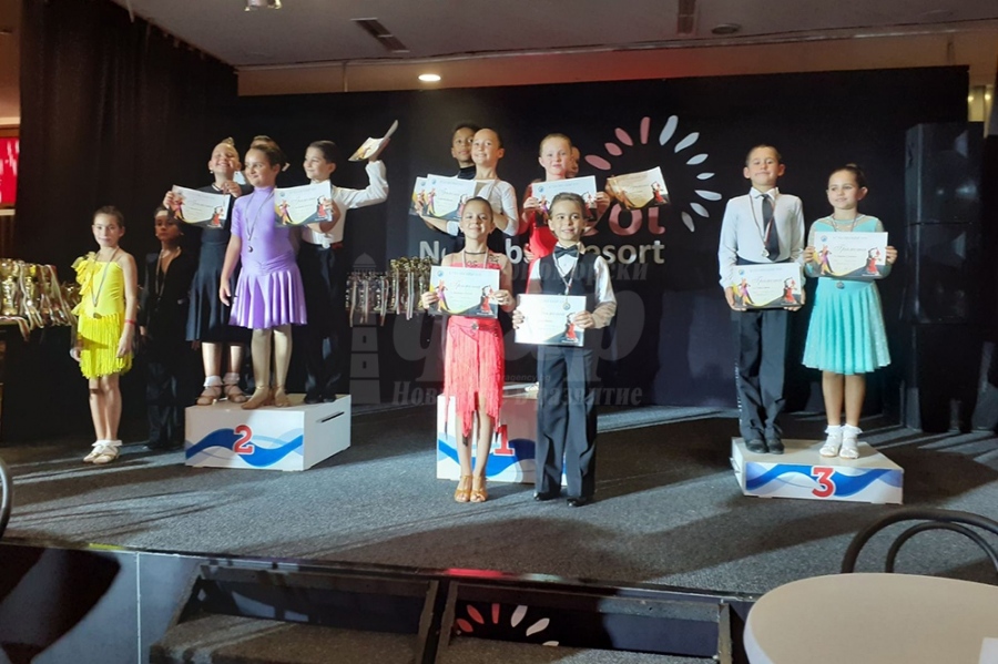 Клуб по спортни танци Несебър триумфира на Купата на града